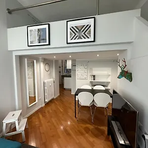 Lovely Flat In Early 20th Century Building Apartament